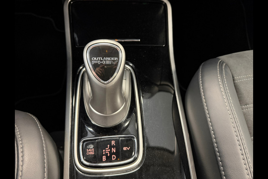 Mitsubishi Outlander 2.4 PHEV AUT. PLUG-IN CAMERA NAVIGATIE STOELVERWARMING PDC KEYLESS-GO CRUISE