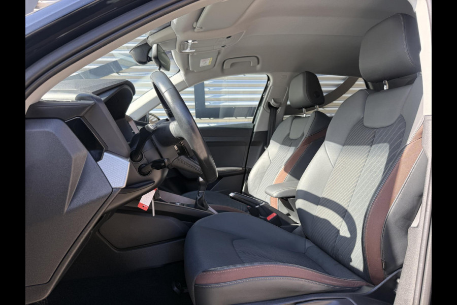 Audi A1 Sportback 30 TFSI S Line edition one 1e Eigenaar|Navi|Carplay|Virtual Cockpit|Clima|Cruise|PDC V+A|APK tot 01-2027