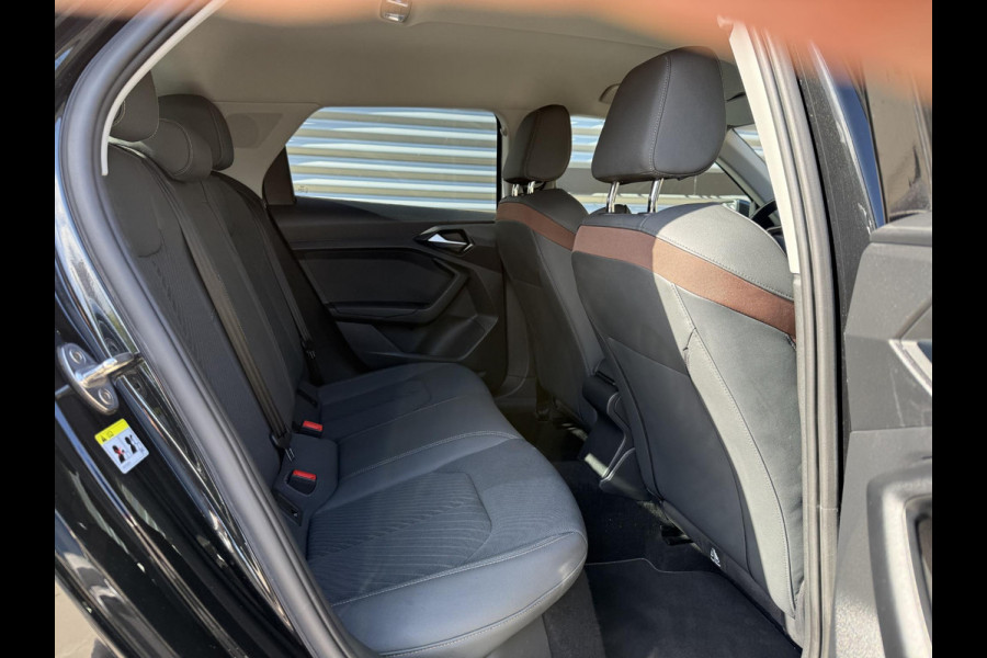 Audi A1 Sportback 30 TFSI S Line edition one 1e Eigenaar|Navi|Carplay|Virtual Cockpit|Clima|Cruise|PDC V+A|APK tot 01-2027