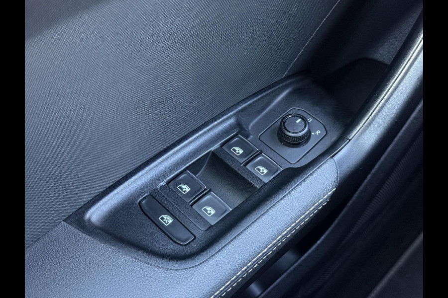 Audi A1 Sportback 30 TFSI S Line edition one 1e Eigenaar|Navi|Carplay|Virtual Cockpit|Clima|Cruise|PDC V+A|APK tot 01-2027