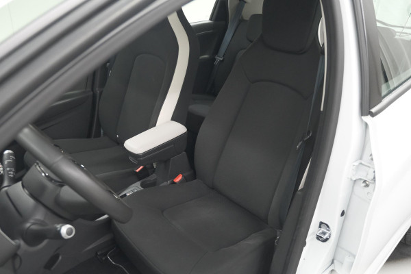 Renault ZOE R110 Life 50 | SOH 90,4% | Huuraccu | 3 fase laadfunctie | Apple Carplay | Cruise Control | Armsteun