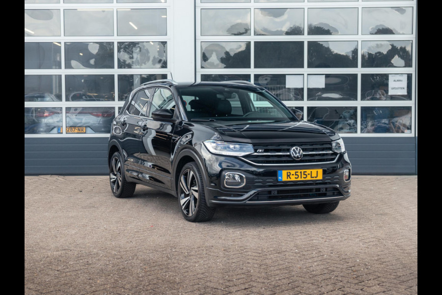 Volkswagen T-Cross 1.0 TSI R-Line l Automaat l R-Line l Achteruitrijcamera l Apple Car Play / Android auto l 18 Inch l Trekhaak