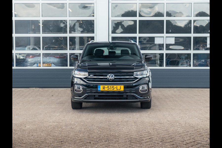 Volkswagen T-Cross 1.0 TSI R-Line l Automaat l R-Line l Achteruitrijcamera l Apple Car Play / Android auto l 18 Inch l Trekhaak
