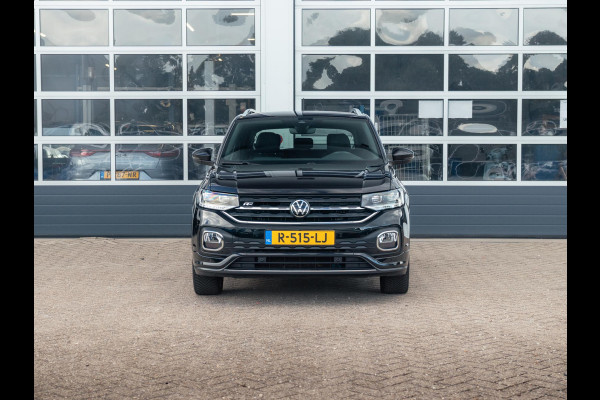 Volkswagen T-Cross 1.0 TSI R-Line l Automaat l R-Line l Achteruitrijcamera l Apple Car Play / Android auto l 18 Inch l Trekhaak