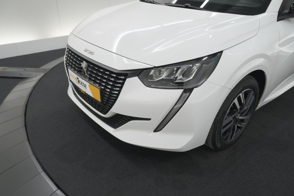 Peugeot 208 PureTech 75 Allure | Camera | Apple Carplay | Parkeersensoren | Climate Control