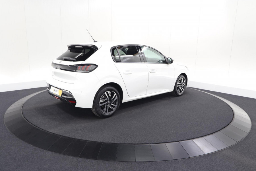 Peugeot 208 PureTech 75 Allure | Camera | Apple Carplay | Parkeersensoren | Climate Control