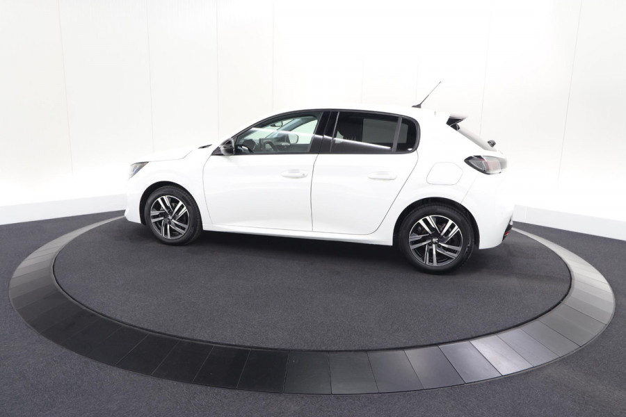 Peugeot 208 PureTech 75 Allure | Camera | Apple Carplay | Parkeersensoren | Climate Control