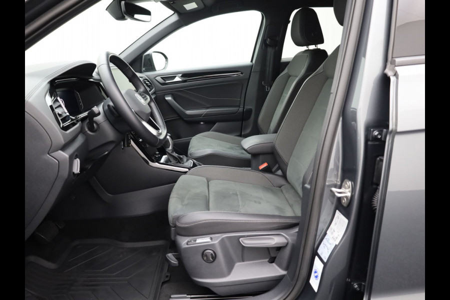 Volkswagen T-Roc 1.5 TSI Style | Trekhaak afnb. | Black Style | IQ light | Side Assist | Camera | Prijs Rijklaar !!