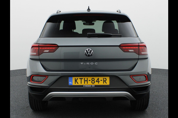 Volkswagen T-Roc 1.5 TSI Style | Trekhaak afnb. | Black Style | IQ light | Side Assist | Camera | Prijs Rijklaar !!