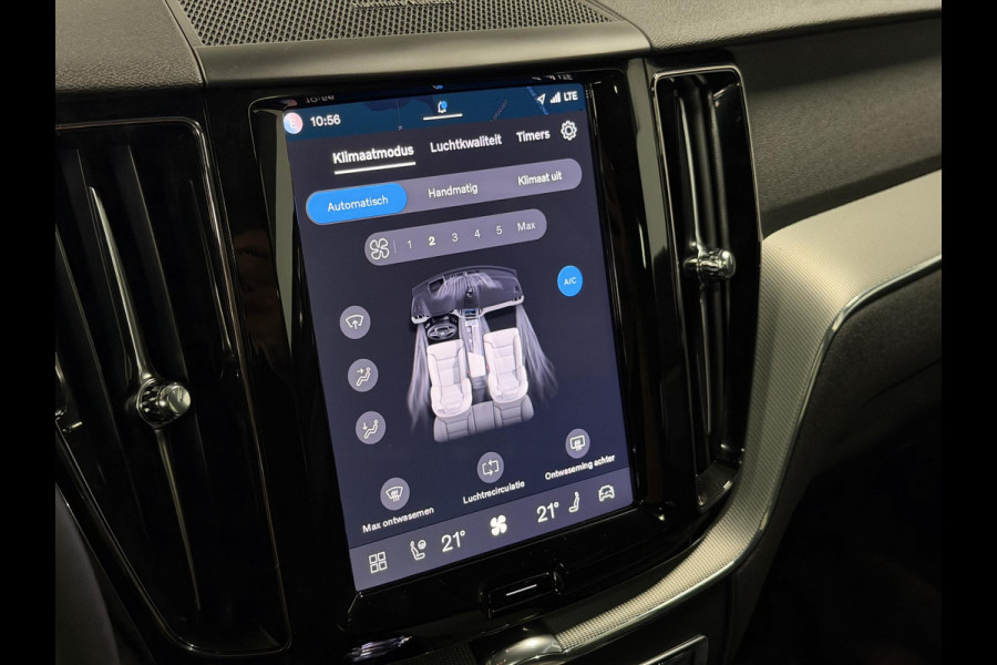 Volvo XC60 2.0 T8 Plug-in hybrid AWD Plus Dark Open dak | Adapt. cruise | Harman/Kardon | 360 camera | Stuur-/Stoelverwarming | Achterbank verwarmd