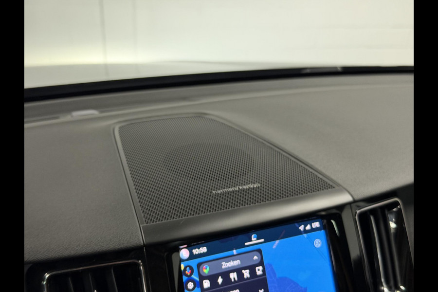 Volvo XC60 2.0 T8 Plug-in hybrid AWD Plus Dark Open dak | Adapt. cruise | Harman/Kardon | 360 camera | Stuur-/Stoelverwarming | Achterbank verwarmd