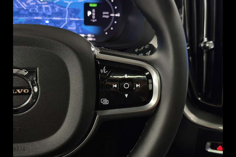 Volvo XC60 2.0 T8 Plug-in hybrid AWD Plus Dark Open dak | Adapt. cruise | Harman/Kardon | 360 camera | Stuur-/Stoelverwarming | Achterbank verwarmd