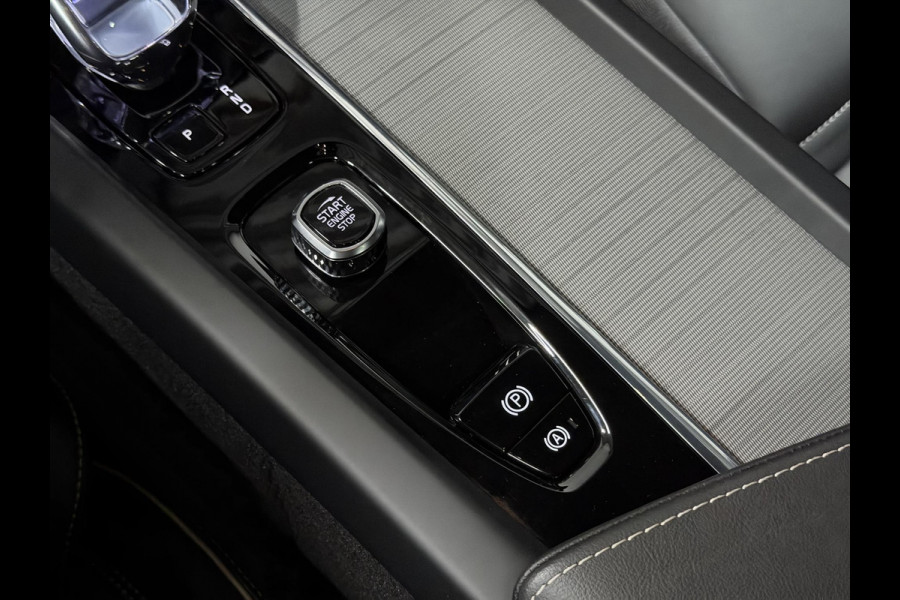 Volvo XC60 2.0 T8 Plug-in hybrid AWD Plus Dark Open dak | Adapt. cruise | Harman/Kardon | 360 camera | Stuur-/Stoelverwarming | Achterbank verwarmd