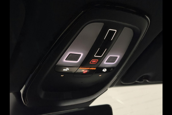 Volvo XC60 2.0 T8 Plug-in hybrid AWD Plus Dark Open dak | Adapt. cruise | Harman/Kardon | 360 camera | Stuur-/Stoelverwarming | Achterbank verwarmd