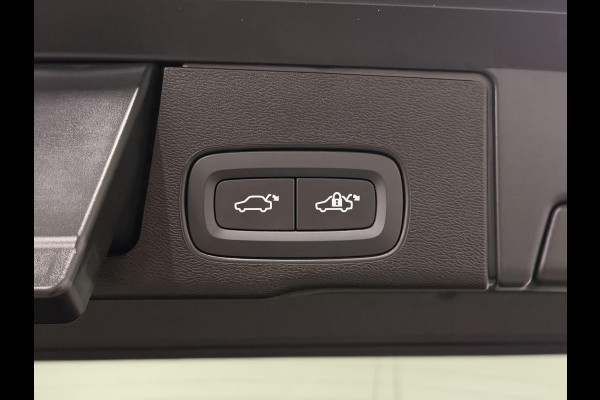Volvo XC60 2.0 T8 Plug-in hybrid AWD Plus Dark Open dak | Adapt. cruise | Harman/Kardon | 360 camera | Stuur-/Stoelverwarming | Achterbank verwarmd