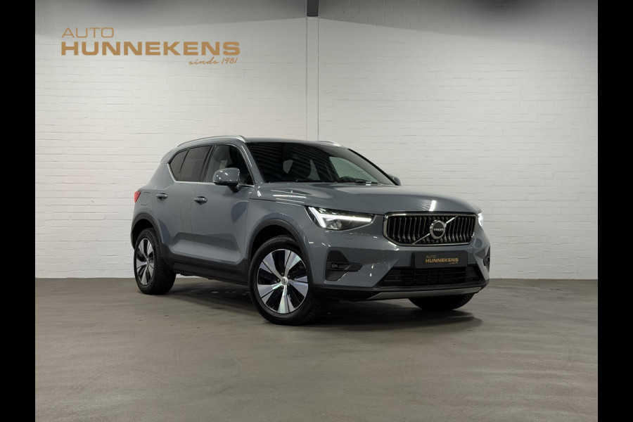 Volvo XC40 1.5 T4 Plug-in hybrid Plus Bright Adapt. cruise | Stuur-/Stoelverwarming | Harman/Kardon | Verwarmde voorruit | Achteruitrij camera | Bliss | Memory