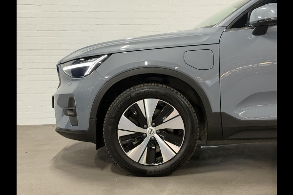 Volvo XC40 1.5 T4 Plug-in hybrid Plus Bright Adapt. cruise | Stuur-/Stoelverwarming | Harman/Kardon | Verwarmde voorruit | Achteruitrij camera | Bliss | Memory