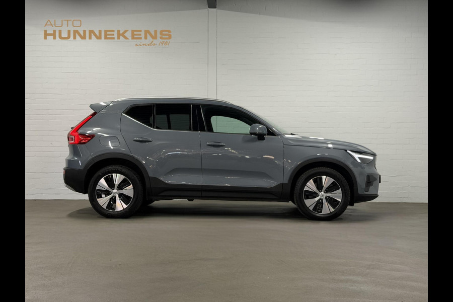 Volvo XC40 1.5 T4 Plug-in hybrid Plus Bright Adapt. cruise | Stuur-/Stoelverwarming | Harman/Kardon | Verwarmde voorruit | Achteruitrij camera | Bliss | Memory