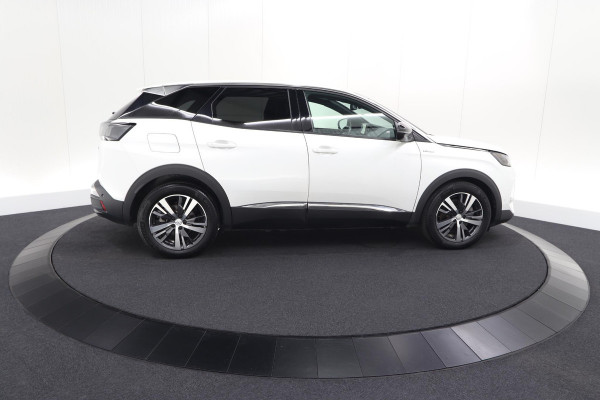 Peugeot 3008 1.6 Plug-in HYbrid 225 Allure | Camera | Dodehoekdetectie | Navigatie | Apple Carplay