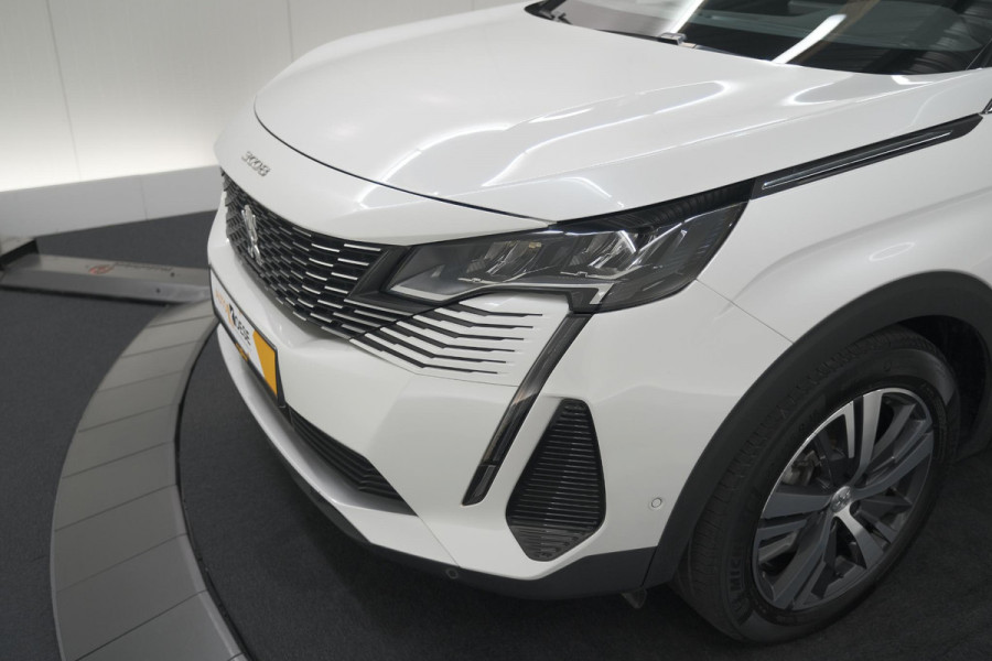 Peugeot 3008 1.6 Plug-in HYbrid 225 Allure | Camera | Dodehoekdetectie | Navigatie | Apple Carplay