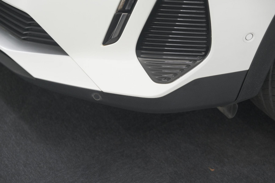 Peugeot 3008 1.6 Plug-in HYbrid 225 Allure | Camera | Dodehoekdetectie | Navigatie | Apple Carplay