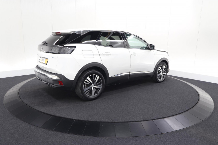 Peugeot 3008 1.6 Plug-in HYbrid 225 Allure | Camera | Dodehoekdetectie | Navigatie | Apple Carplay