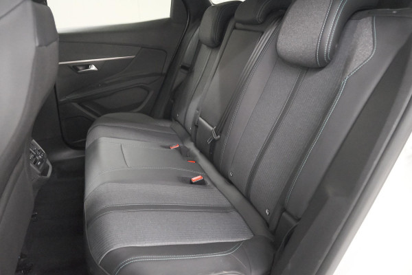 Peugeot 3008 1.6 Plug-in HYbrid 225 Allure | Camera | Dodehoekdetectie | Navigatie | Apple Carplay