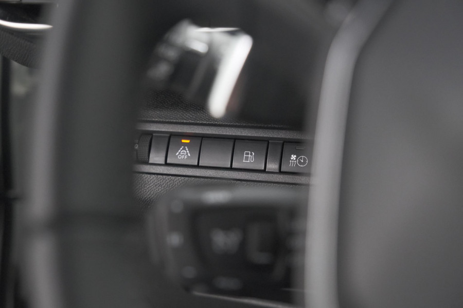 Peugeot 3008 1.6 Plug-in HYbrid 225 Allure | Camera | Dodehoekdetectie | Navigatie | Apple Carplay