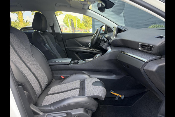 Peugeot 3008 1.2 PureTech Allure ✓1e Eigenaar✓D-riem vv 2024✓360° Camera✓Navi✓Trekhaak✓Carplay✓131pk✓Dealer Onderhouden✓Keyless✓Memory stoelen✓Halfleder✓Pdc V+A✓Stoelverw✓Dodehoeksensor✓17''Lm velgen✓N.A.P✓Apk tot 03-2027