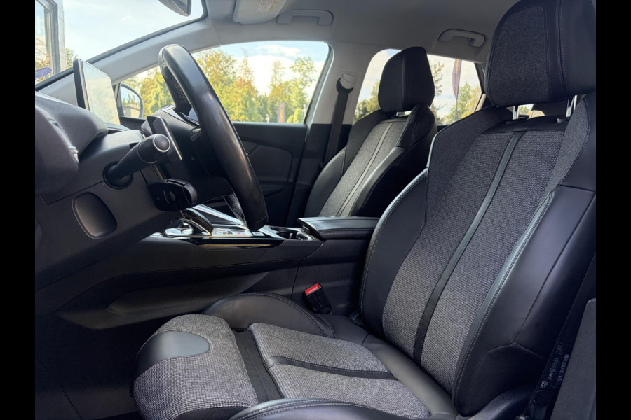Peugeot 3008 1.2 PureTech Allure ✓1e Eigenaar✓D-riem vv 2024✓360° Camera✓Navi✓Trekhaak✓Carplay✓131pk✓Dealer Onderhouden✓Keyless✓Memory stoelen✓Halfleder✓Pdc V+A✓Stoelverw✓Dodehoeksensor✓17''Lm velgen✓N.A.P✓Apk tot 03-2027