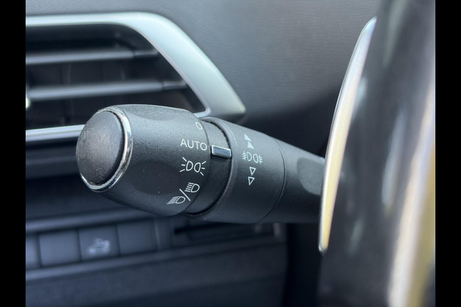 Peugeot 3008 1.2 PureTech Allure ✓1e Eigenaar✓D-riem vv 2024✓360° Camera✓Navi✓Trekhaak✓Carplay✓131pk✓Dealer Onderhouden✓Keyless✓Memory stoelen✓Halfleder✓Pdc V+A✓Stoelverw✓Dodehoeksensor✓17''Lm velgen✓N.A.P✓Apk tot 03-2027