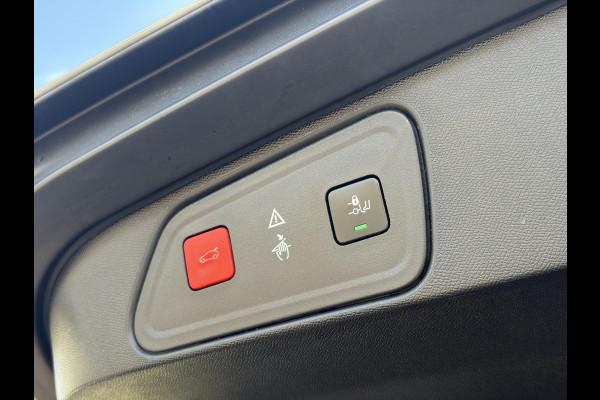 Peugeot 3008 1.2 PureTech Allure ✓1e Eigenaar✓D-riem vv 2024✓360° Camera✓Navi✓Trekhaak✓Carplay✓131pk✓Dealer Onderhouden✓Keyless✓Memory stoelen✓Halfleder✓Pdc V+A✓Stoelverw✓Dodehoeksensor✓17''Lm velgen✓N.A.P✓Apk tot 03-2027