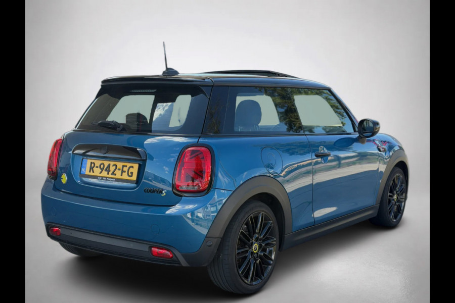 MINI Electric Camden Plus Edition 33 kWh(NL-auto, 1e Eig, Dealer OndH, Panorama, Harman/Kardon, Carplay, ParkeerSen, Navi Etc)
