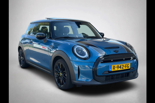 MINI Electric Camden Plus Edition 33 kWh(NL-auto, 1e Eig, Dealer OndH, Panorama, Harman/Kardon, Carplay, ParkeerSen, Navi Etc)