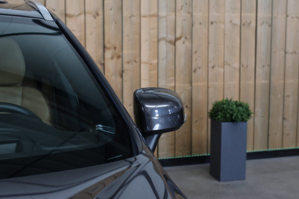Volvo XC60 2.0 T8 Plug-in hybrid AWD Inscription *B&W*Pano*Massage*