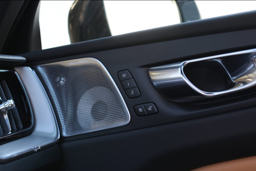 Volvo XC60 2.0 T8 Plug-in hybrid AWD Inscription *B&W*Pano*Massage*