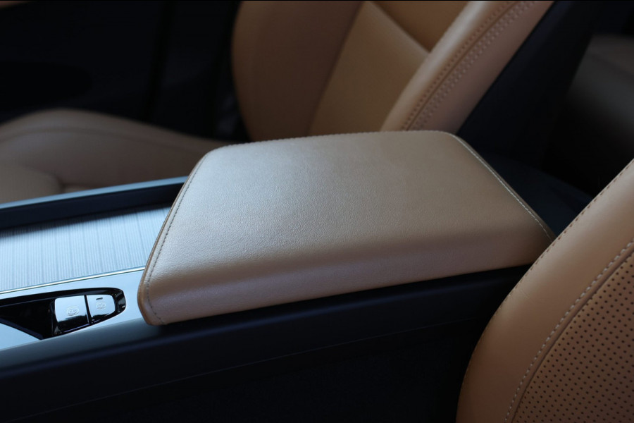Volvo XC60 2.0 T8 Plug-in hybrid AWD Inscription *B&W*Pano*Massage*