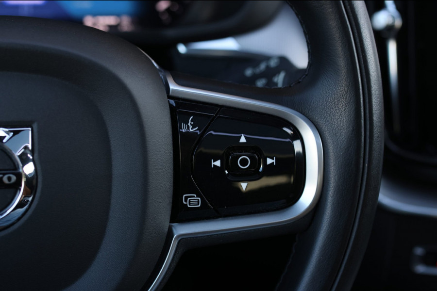 Volvo XC60 2.0 T8 Plug-in hybrid AWD Inscription *B&W*Pano*Massage*