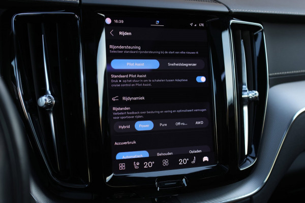 Volvo XC60 2.0 T8 Plug-in hybrid AWD Inscription *B&W*Pano*Massage*