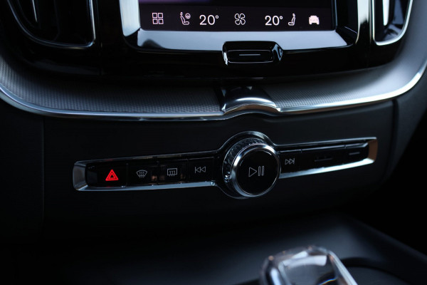 Volvo XC60 2.0 T8 Plug-in hybrid AWD Inscription *B&W*Pano*Massage*