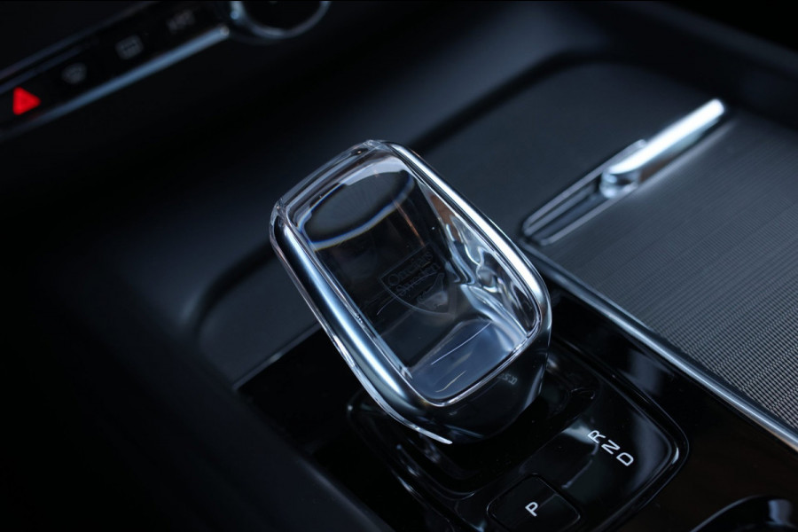Volvo XC60 2.0 T8 Plug-in hybrid AWD Inscription *B&W*Pano*Massage*