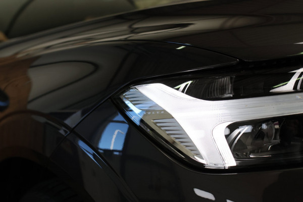 Volvo XC60 2.0 T8 Plug-in hybrid AWD Inscription *B&W*Pano*Massage*