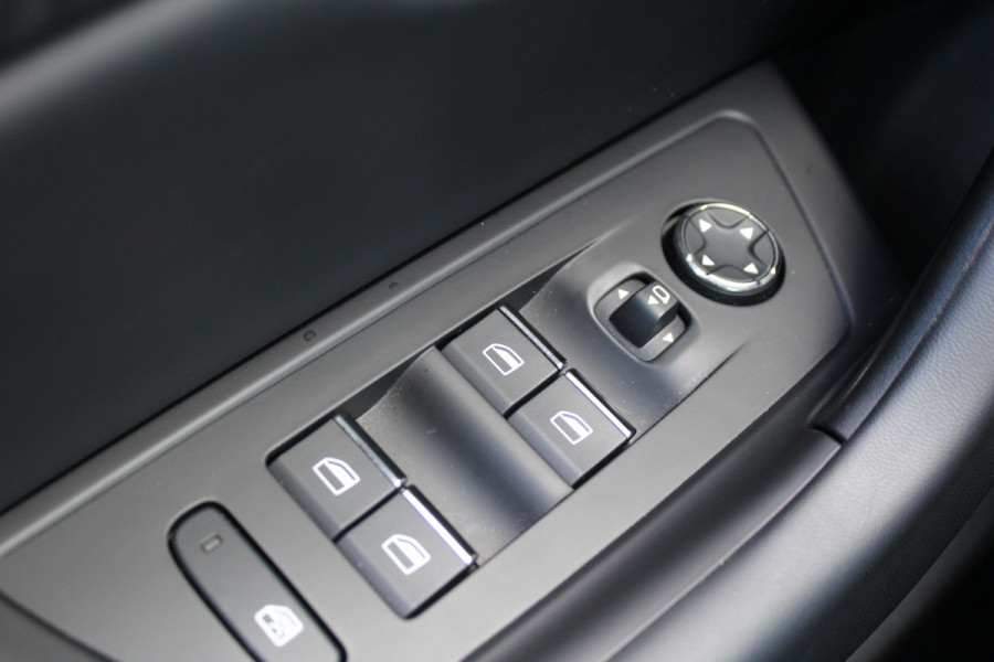 Peugeot 508 1.6 PureTech 181PK Blue Lease Allure | Trekhaak | Focal | Leder | BLIS | Massage | Origin NL