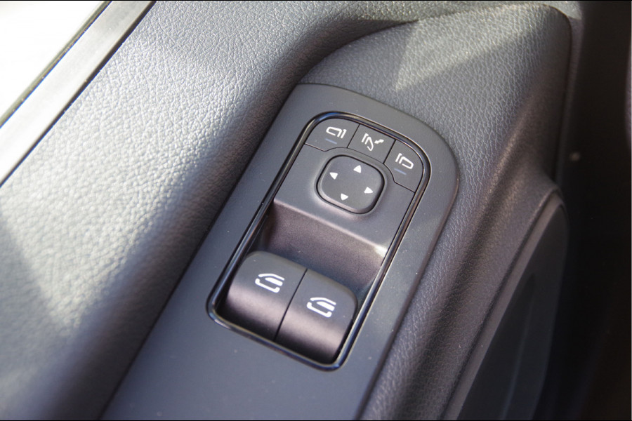 Mercedes-Benz Sprinter 315 1.9 CDI L2H1 3-ZITS, AUT. 3.5T TREKHAAK, CAMERA, NAVI, CRUISE, CLIMA, PARKEERSENSOREN