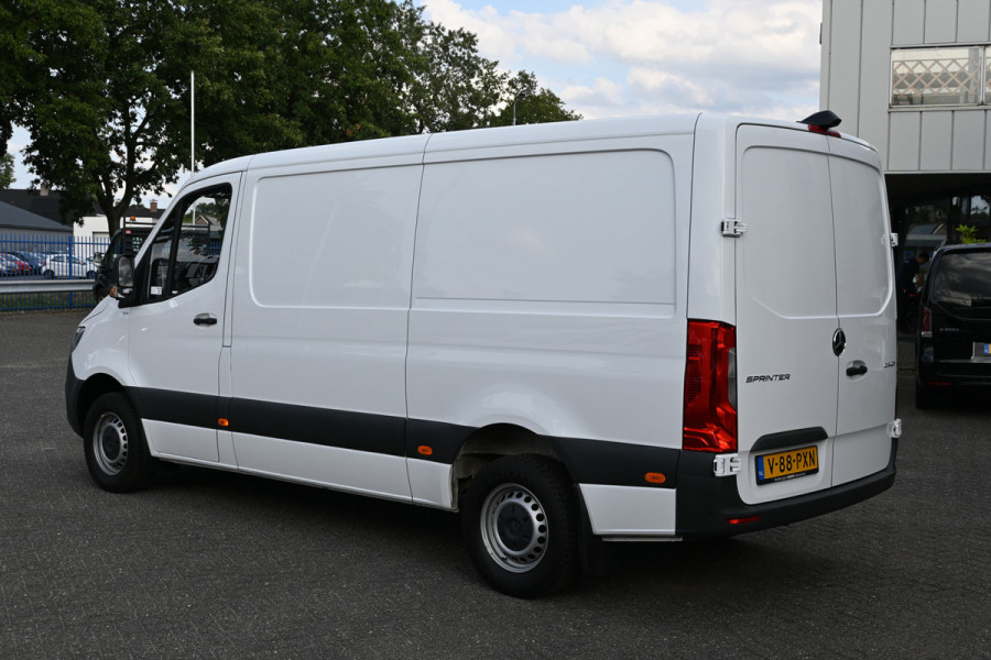 Mercedes-Benz Sprinter 315 CDI L2H1 RWD LED, Geveerde stoel, Apple Carplay/Android Auto