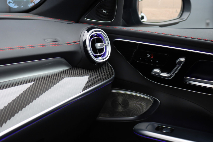 Mercedes-Benz C-Klasse AMG 43 4MATIC | 408pk | Achterasbesturing | Distronic+ | Carbon | Panoramadak | Sportpakket | HUD | Surround Camera | Digital Light | Burmester |  Luchtkwaliteitspakket |