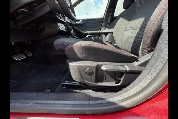 Ford FOCUS Wagon 1.0 EcoBoost Hybrid ST Line X | 155 PK | Winterpack | Driver Assistance Pack | AGR stoel | Achteruitrijcamera