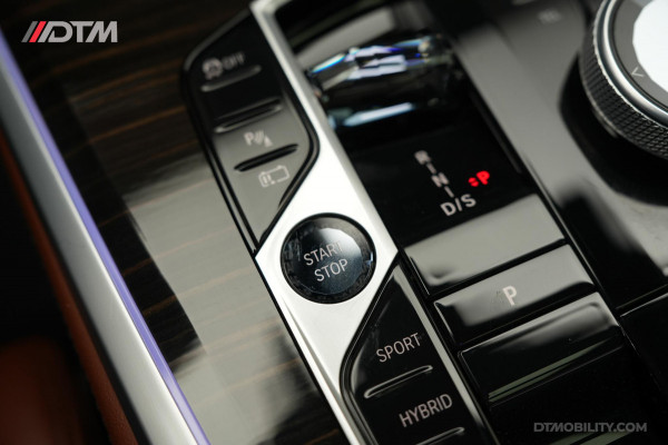 BMW X5 xDrive50e High Executive M-Sport | Glow | Skylounge | Ventilatie