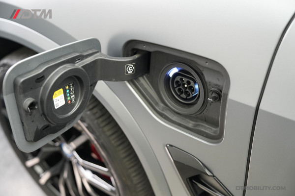 BMW X5 xDrive50e High Executive M-Sport | Glow | Skylounge | Ventilatie