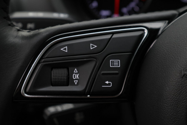 Audi A3 Limousine 30 TFSI Pro Line Leer, Airco, Bi-Xenon, Cruise, Navigatie, Bluetooth, PDC, 18''